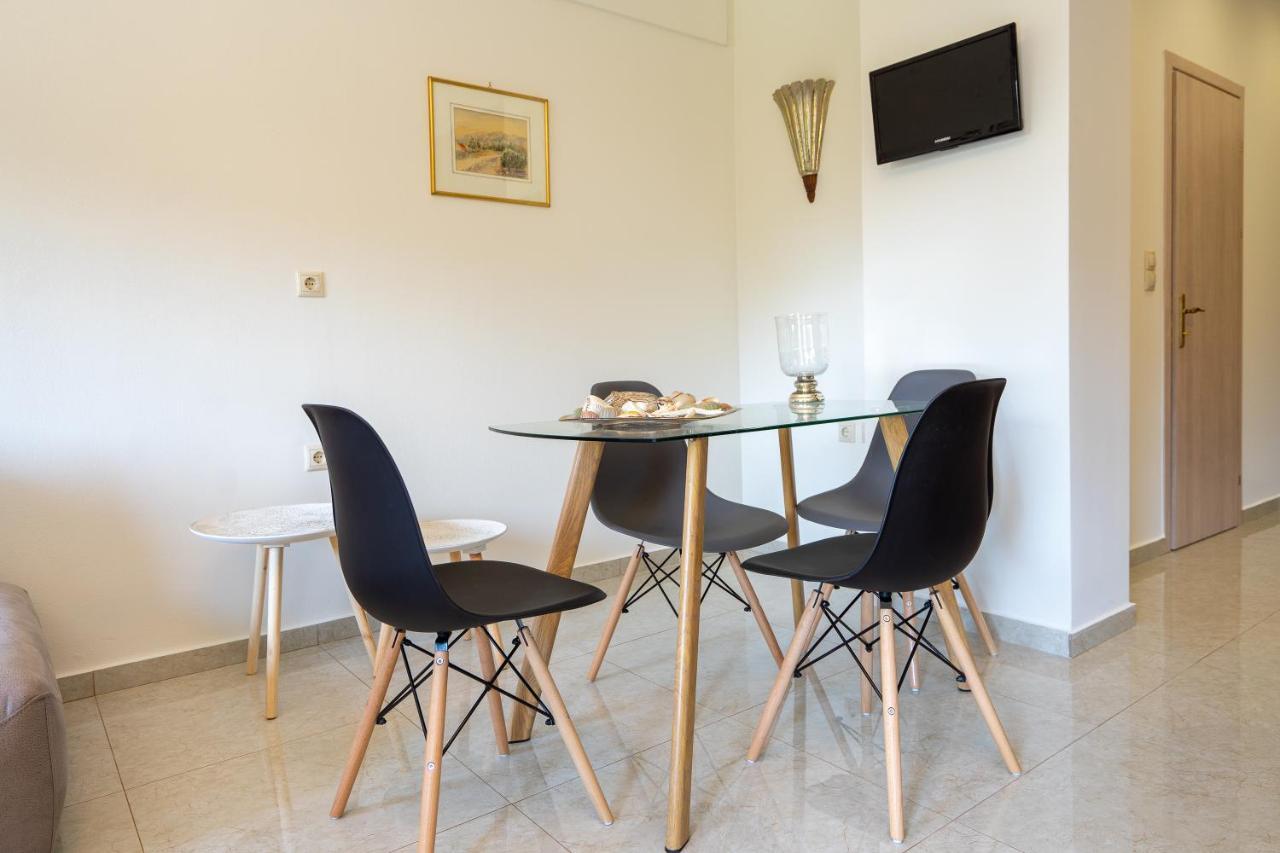 Meteoron Theasis Apartment Калампака Екстериор снимка